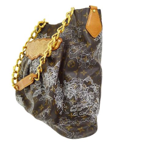 louis vuitton black shoulder bag with gold chain
